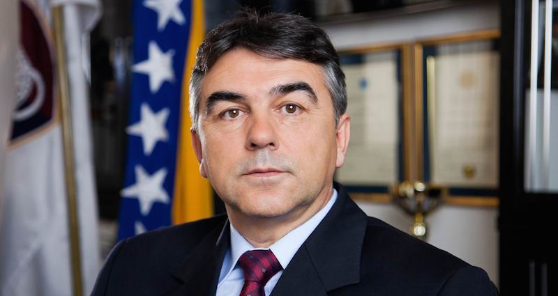 Bosnie-Herzégovine : épreuve de force judiciaire entre Sarajevo et la Republika Srpska