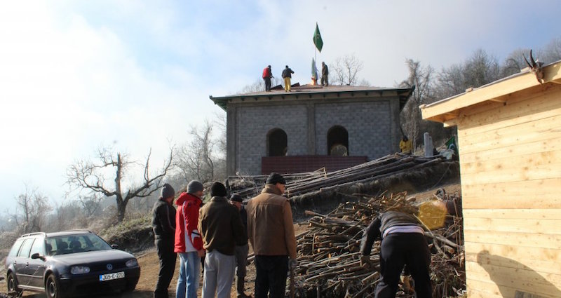 Bosnie-Herzégovine : à Međuriječje, Serbes et Bosniaques s’unissent pour rénover la mosquée
