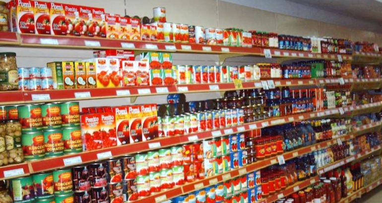 Boycott des produits serbes au Kosovo : «Buvez de la Rugova, pas de la Rosa»