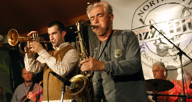Jam session au Kosovo, ou la longue histoire du jazz à Mitrovica