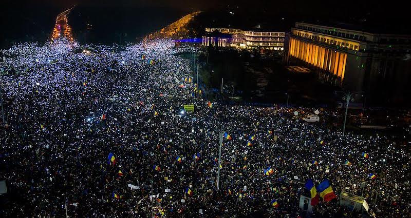 Révolte anti-corruption : la Roumanie, un exemple pour les autres pays des Balkans ?