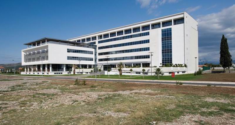 Monténégro : l’ignorance dissimulée sous les diplômes