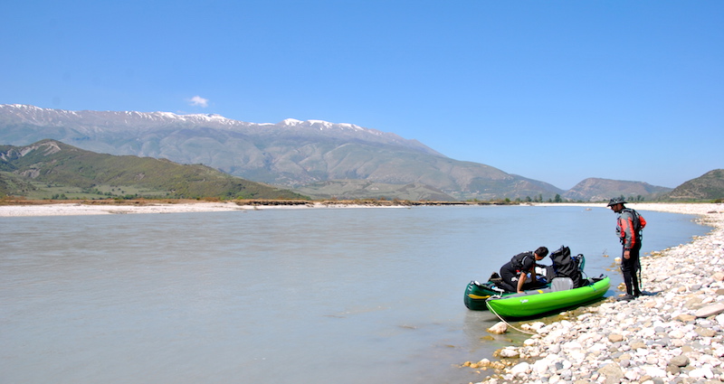 Albanie : la Vjosa en kayak, à la découverte de la «&nbsp;dernière rivière sauvage d&rsquo;Europe&nbsp;»