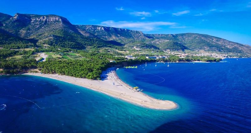 «L&rsquo;île, la mer, la plage» : en Croatie, les insulaires se rebiffent contre les concessions