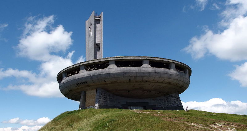 Bulgarie : à qui appartient la « soucoupe volante » communiste du mont Bouzloudja ?