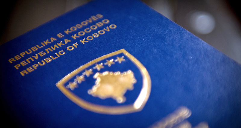 Hashim Thaçi demande à Tirana des passeports albanais pour le Kosovo, Ilir Meta refuse