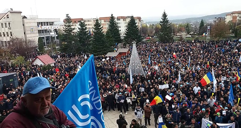 Roumanie : les manifestations continuent contre la « révolution fiscale »
