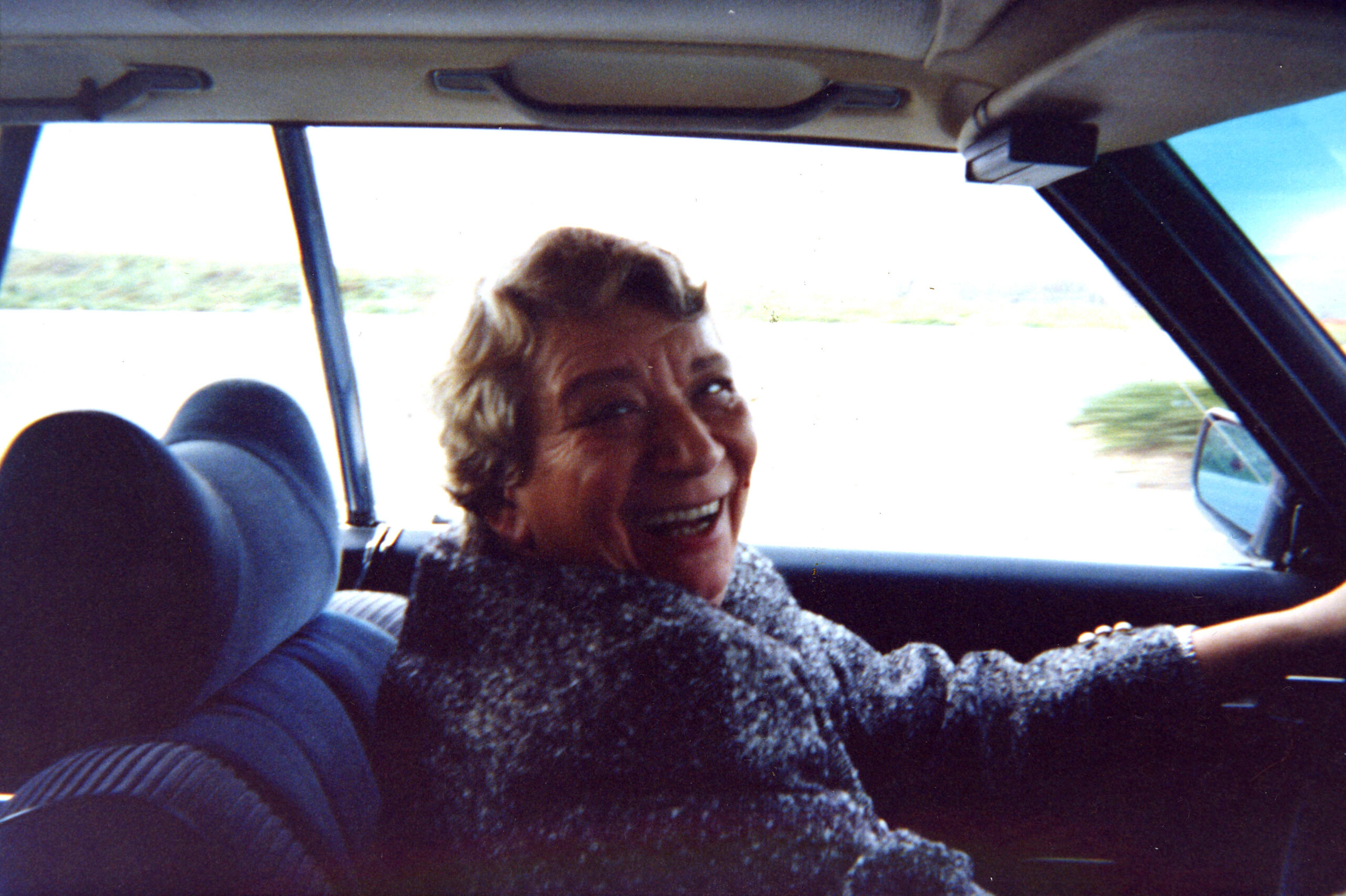 ms1991-025_photo_milkacar.jpg