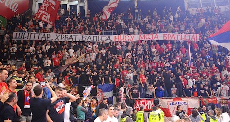 Serbie : la banderole raciste de l&rsquo;Étoile rouge qui fait scandale