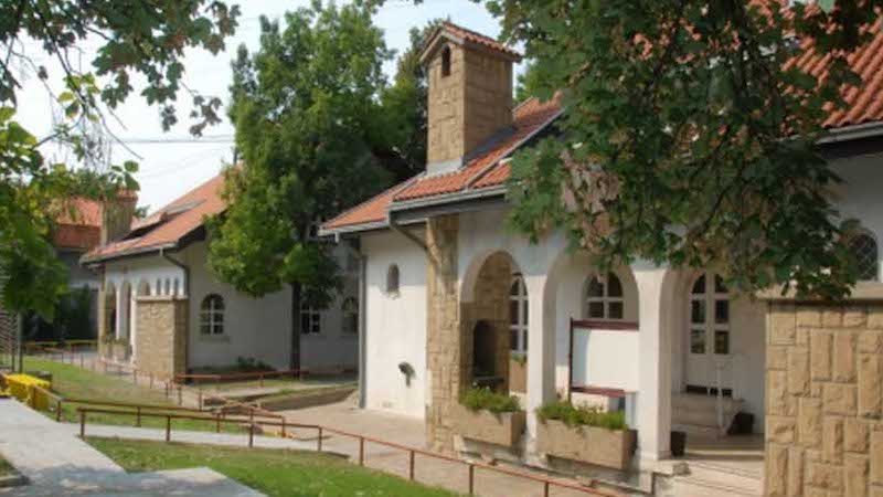 Blog • Une réponse des enseignants de l&rsquo;Ecole française de Belgrade