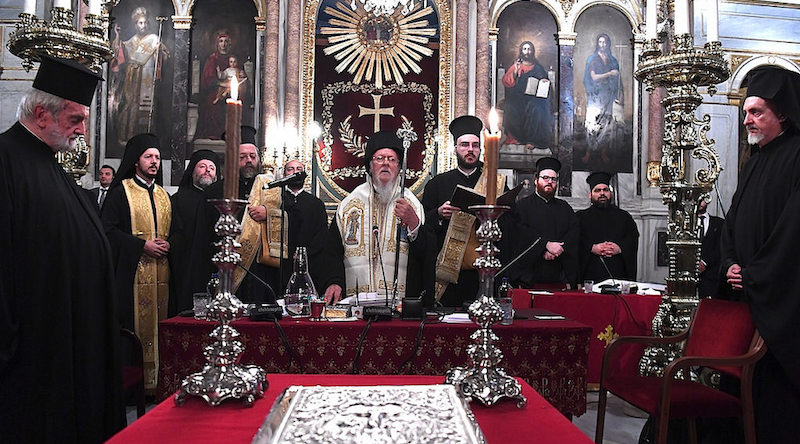 Orthodoxie : la crise entre Constantinople et Moscou inquiète les Églises des Balkans