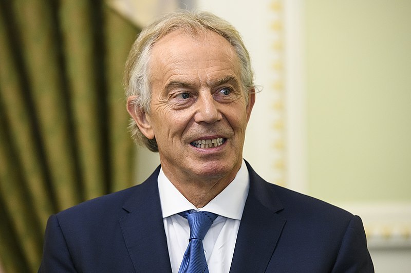 Le « retour » de Tony Blair : il rencontre Hashim Thaçi et va conseiller la Serbie
