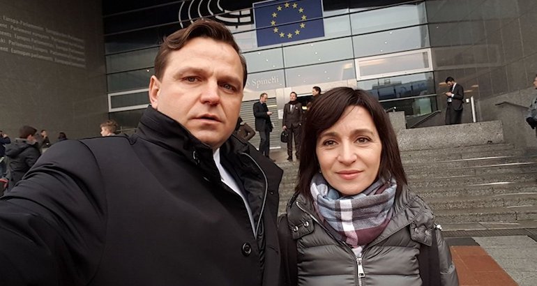 «&nbsp;Vol du milliard&nbsp;» en Moldavie : l&rsquo;opposition demande de l&rsquo;aide à la Roumanie