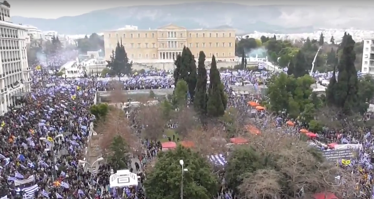 Grèce : la manifestation contre l&rsquo;accord sur le nom de la Macédoine tourne à la violence