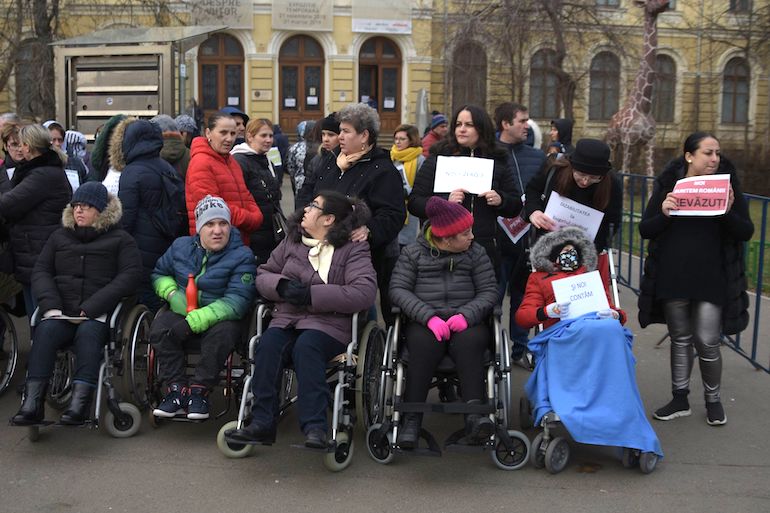 Roumanie : le budget est dans le rouge, le PSD sacrifie les handicapés