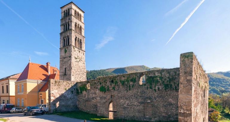 Bosnie-Herzégovine : église ou mosquée, à Jajce, un monument qui divise
