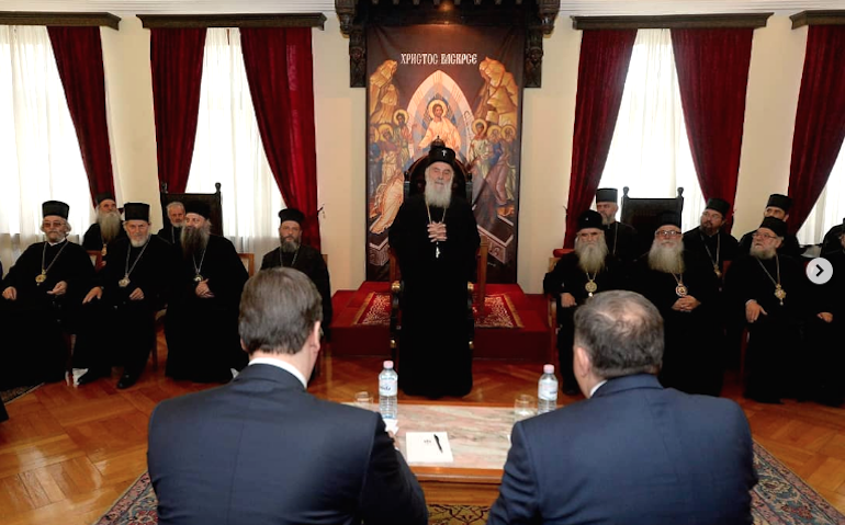 Serbie : l&rsquo;Église orthodoxe au service d&rsquo;Aleksandar Vučić ?