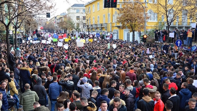 Albanie&nbsp;: étudiants, opposition, expulsés, un mercredi de manifestations à Tirana