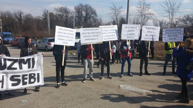 Croatie : les habitants d&rsquo;un quartier de Zagreb refusent l&rsquo;installation de familles roms