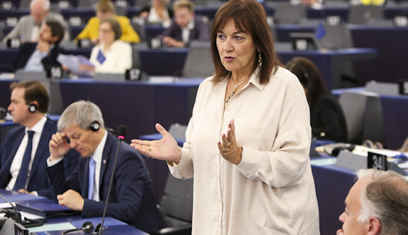 Commission européenne : Dubravka Šuica, une nationaliste croate en charge de la Démocratie et de la démographie