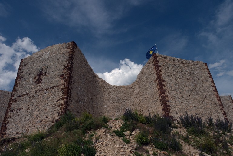 Kosovo : qui a construit la citadelle de Novo Brdo ?