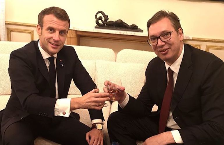 Serbie : comment Aleksandar Vučić met en scène sa visite à Paris