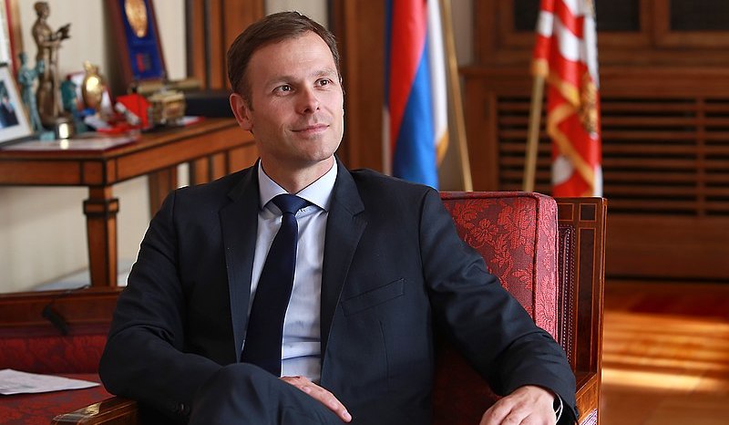 Serbie : le ministre des Finances est un plagiaire, pas Danilo Kiš
