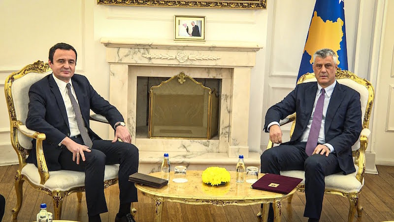 Kosovo : le président Thaçi s&rsquo;invite à la partie de poker entre VV et la LDK