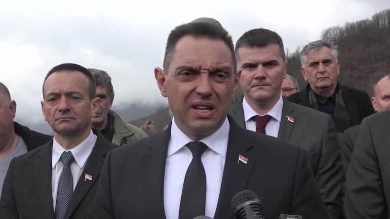Le ministre serbe de la Défense en «mission provocation» au Monténégro