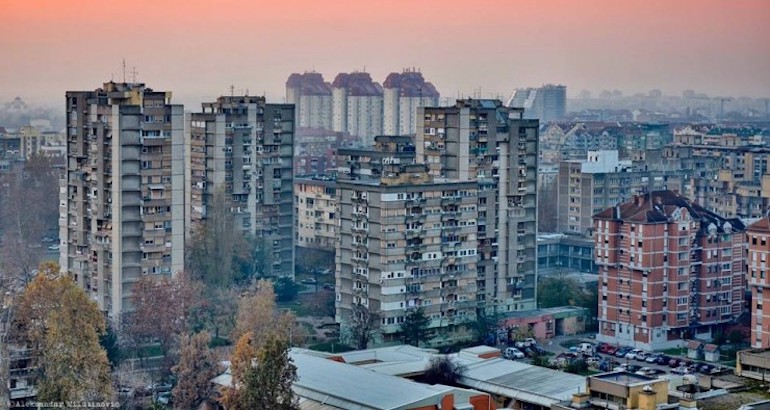 Serbie : du bruit aux balcons « contre la dictature d&rsquo;Aleksandar Vučić »