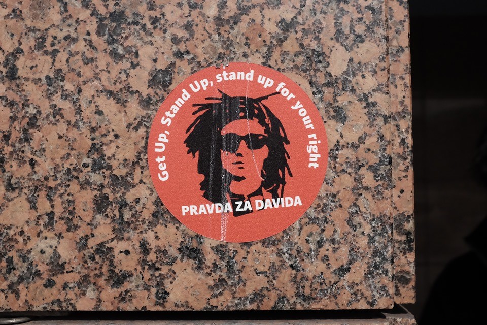 Blog • Deux ans d’injustices pour les proches de David Dragičević (7/10)