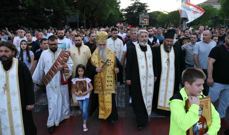 Monténégro : l&rsquo;Église orthodoxe serbe reprend le chemin des processions