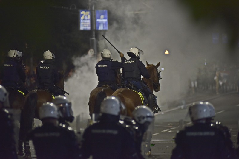 Violences policières en Serbie : un collectif d&rsquo;ONG saisit les Nations unies