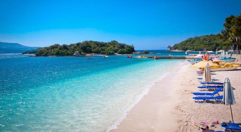 Tourisme : avec la Covid-19, l’Albanie s&rsquo;impose comme une nouvelle destination pour les Serbes