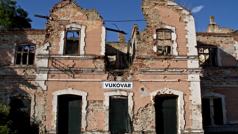 Littérature : «Demain la brume», voir Vukovar et mourir