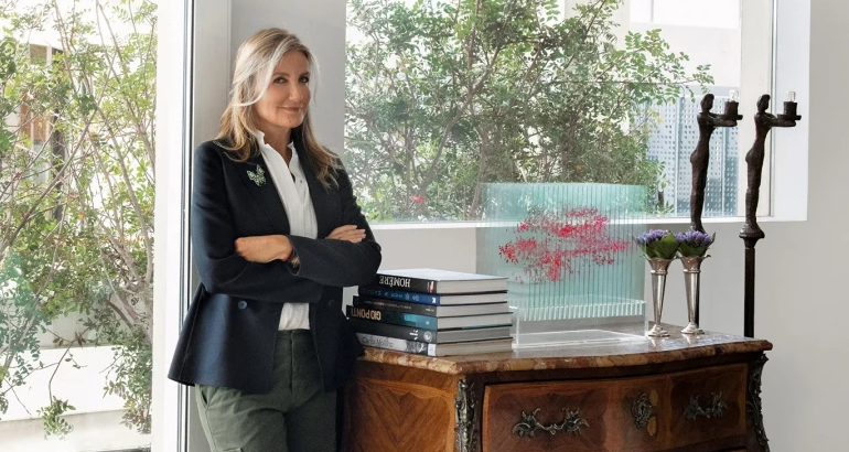 Grèce : les gouts de luxe de Mme Mitsotákis passent mal