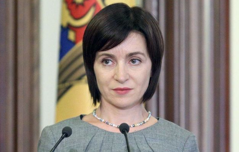 Moldavie : Maia Sandu prête serment, le gouvernement démissionne