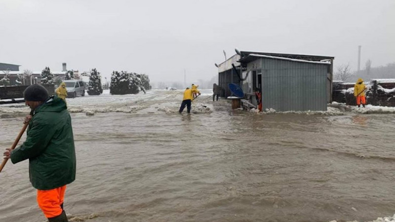 Inondations : l&rsquo;Albanie et le Kosovo sous les eaux