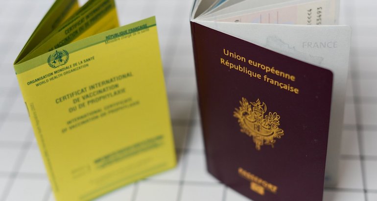 La Grèce mise sur le passeport vaccinal pour sauver la saison touristique
