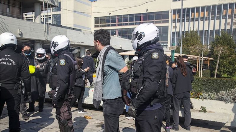 Grèce : violences policières et répression judiciaire à l&rsquo;Université de Thessalonique