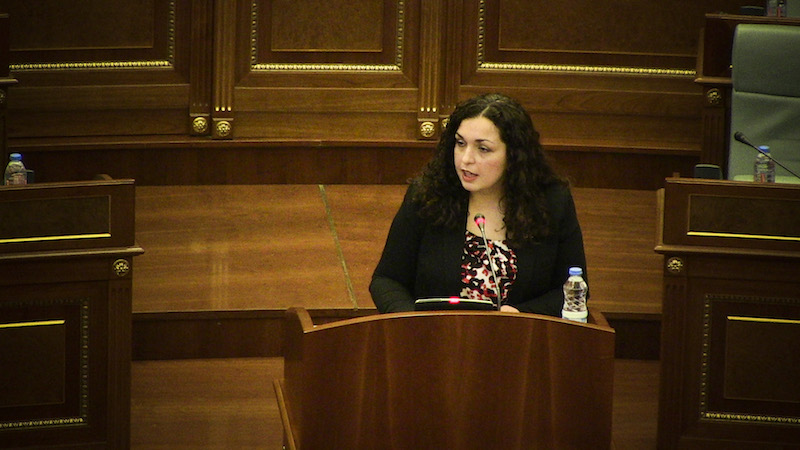 Kosovo : Vjosa Osmani est finalement élue présidente de la République