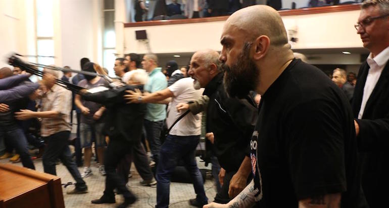 Macédoine du Nord : six ans de prison pour les organisateurs de l’assaut du Parlement