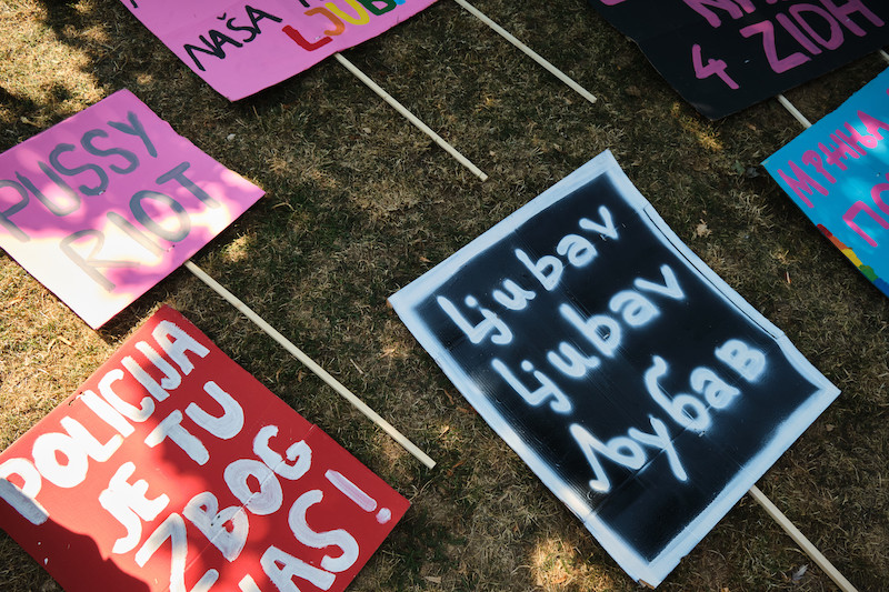 Pride de Sarajevo : une marche des fiertés pour défendre les droits humains