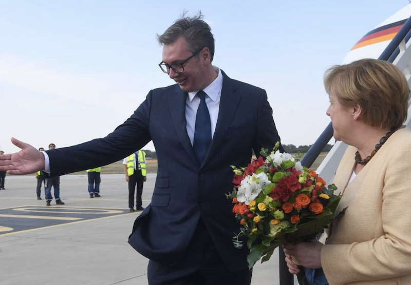 Tournée générale : Angela Merkel fait ses adieux aux Balkans