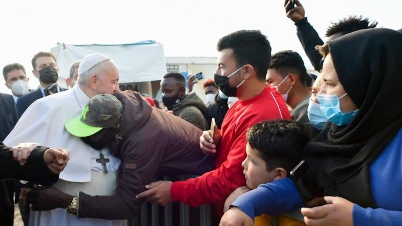 Grèce : à Lesbos, le pape dénonce «un naufrage de civilisation»