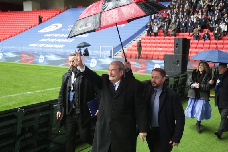 Albanie : le Parti démocratique se fait hara kiri