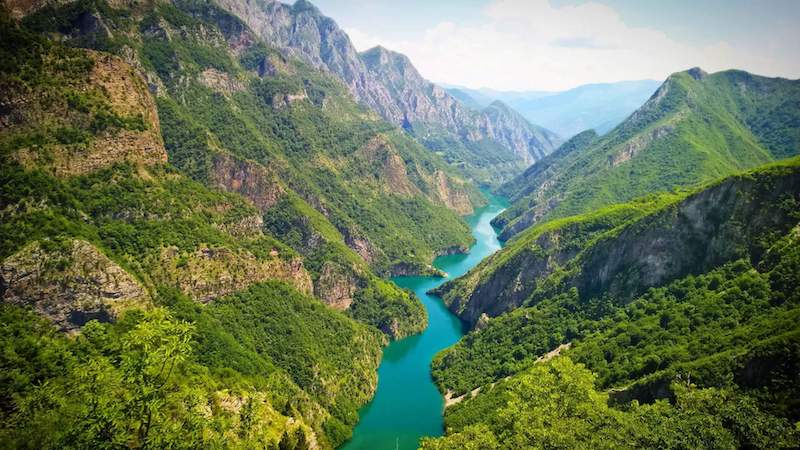L&rsquo;Albanie, la Chine et les mini-centrales du parc national de Theth