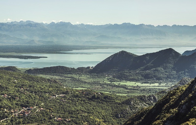 Monténégro : ce port qui menace l&rsquo;écosystème fragile du lac de Skadar