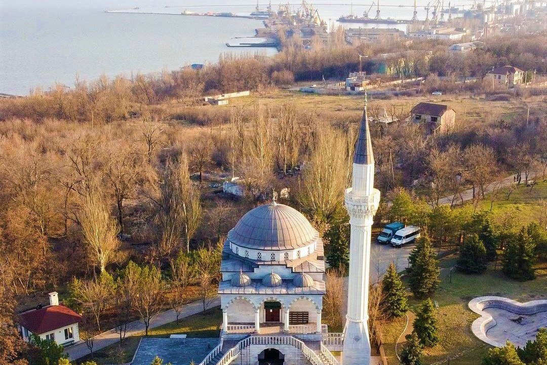 Guerre en Ukraine : des dizaines de Turcs toujours coincés dans la mosquée de Marioupol