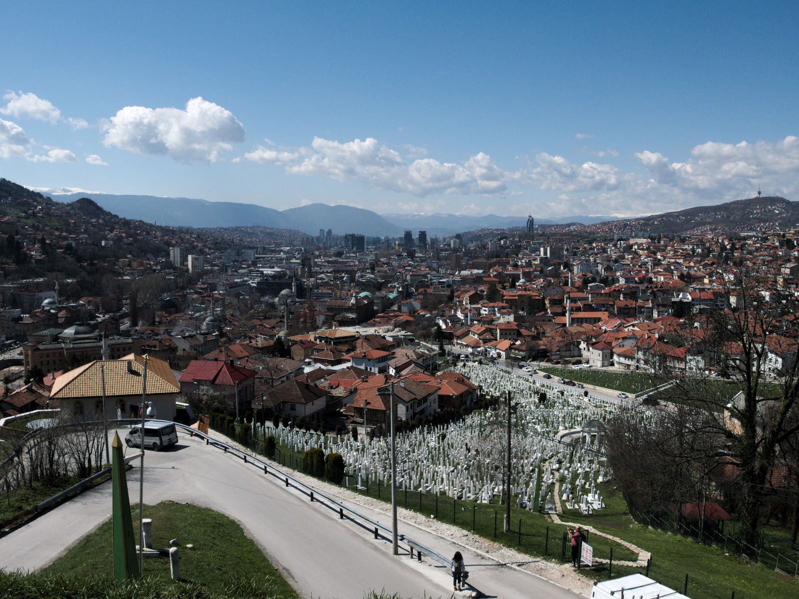 Qui a peur de la guerre en Bosnie-Herzégovine ? (4/4) : À Sarajevo, l’Ukraine ravive de douloureux souvenirs
